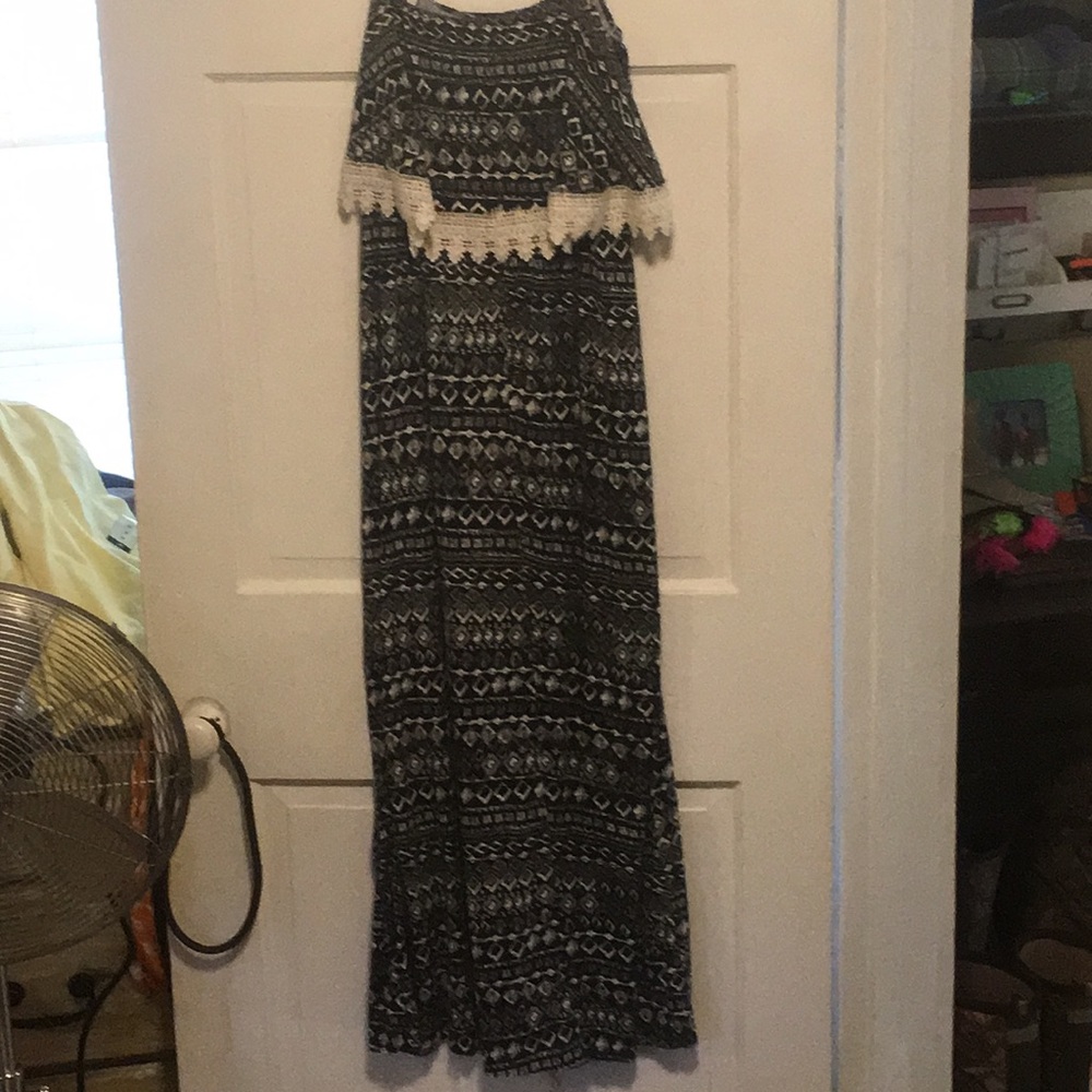 Black and white maxi